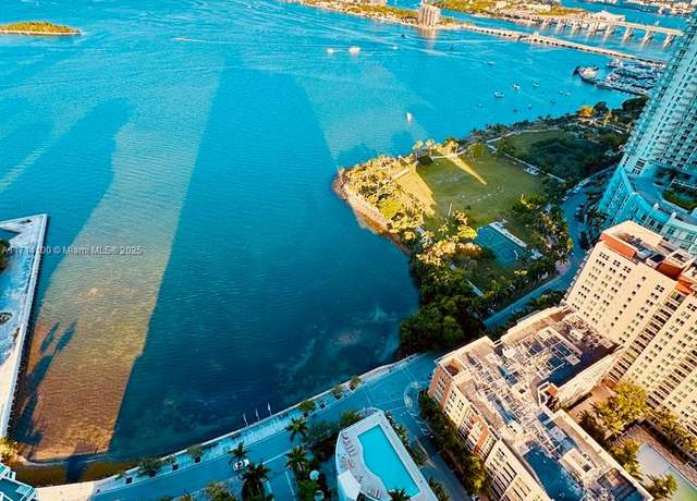 Property at 2020 N Bayshore Dr #3706, Miami, FL 33137, 2 beds, 2.5 baths
