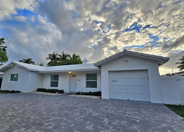 Property at 601 SE 13th Ave, Deerfield Beach, FL 33441, 3 beds, 3 baths