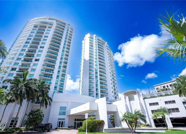 Property at 19400 Turnberry Way #1732, Aventura, FL 33180, 3 beds, 3 baths