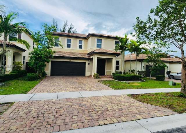 Property at 2190 SE 2nd St, Homestead, FL 33033, 6 beds, 4 baths