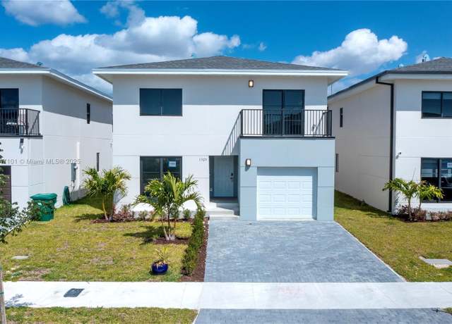 Property at 1323 NW 1 St, Florida City, FL 33034, 5 beds, 3 baths