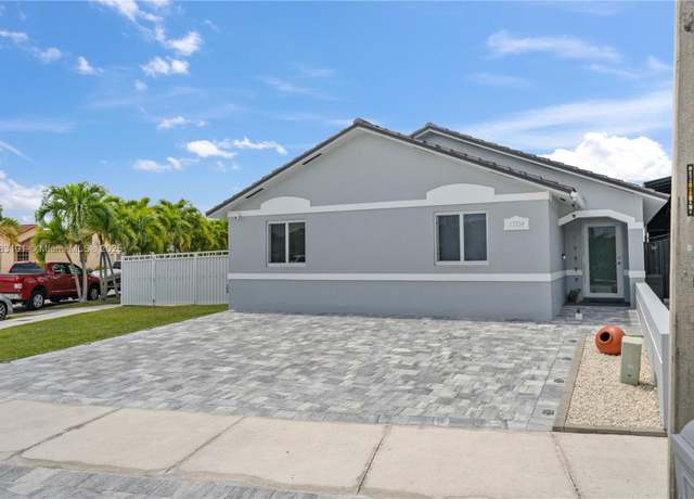 Property at 17934 SW 144th Ct, Miami, FL 33177, 4 beds, 2 baths
