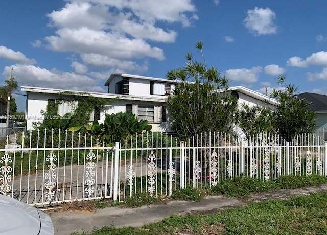 Property at 13930 Van Buren St, Miami, FL 33176, 4 beds, 2 baths