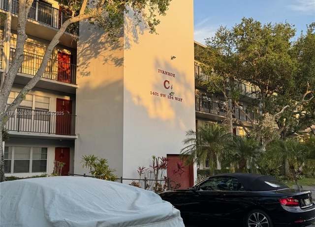 Property at 1401 SW 134th Way Unit 105C, Pembroke Pines, FL 33027, 2 beds, 1.5 baths
