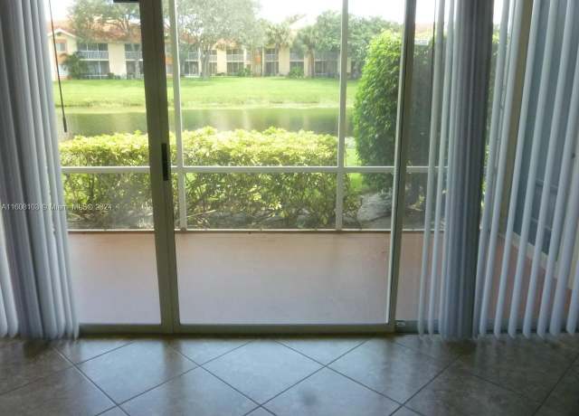 Property at 4102 Glenmoor Dr #4102, West Palm Beach, FL 33409, 1 bed, 1 bath