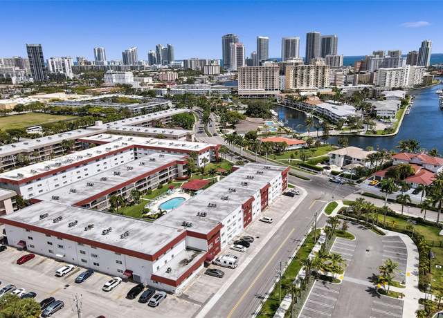 Property at 580 Egret Dr #220, Hallandale Beach, FL 33009, 2 beds, 2 baths