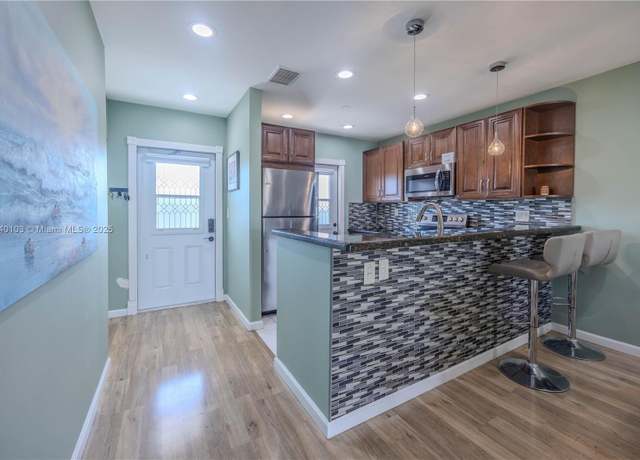 Property at 3501 NW 47th Ave #614, Lauderdale Lakes, FL 33319, 2 beds, 2 baths