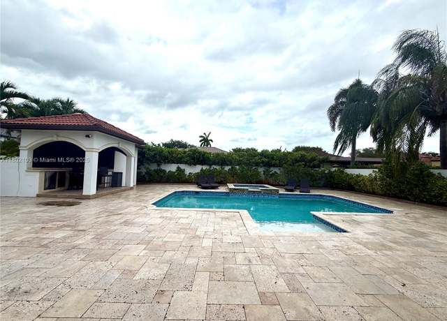 Property at 7841 NW 159th Ter, Miami Lakes, FL 33016, 5 beds, 5 baths