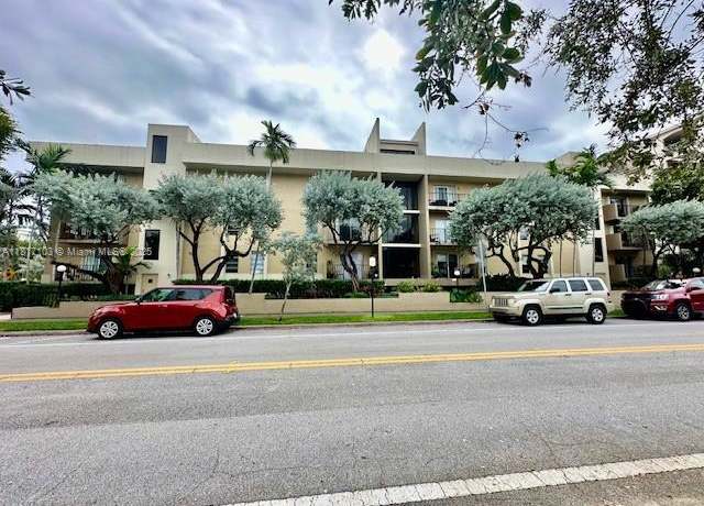 Property at 110 Salamanca Ave #207, Coral Gables, FL 33134, 2 beds, 2 baths
