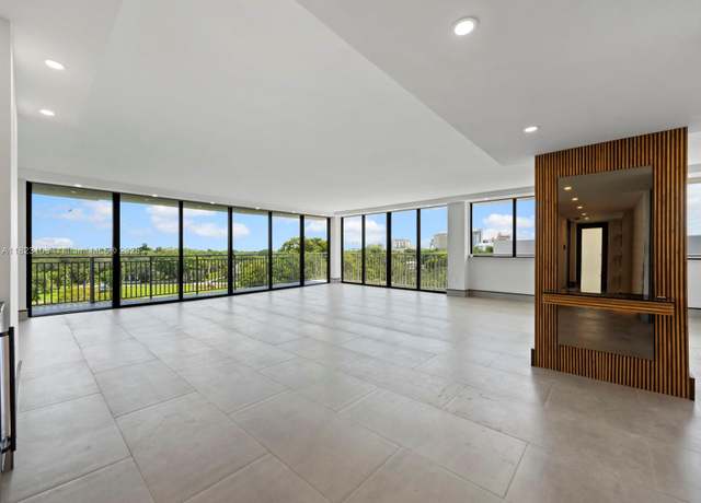 Property at 700 Coral Way #5, Coral Gables, FL 33134, 2 beds, 3 baths
