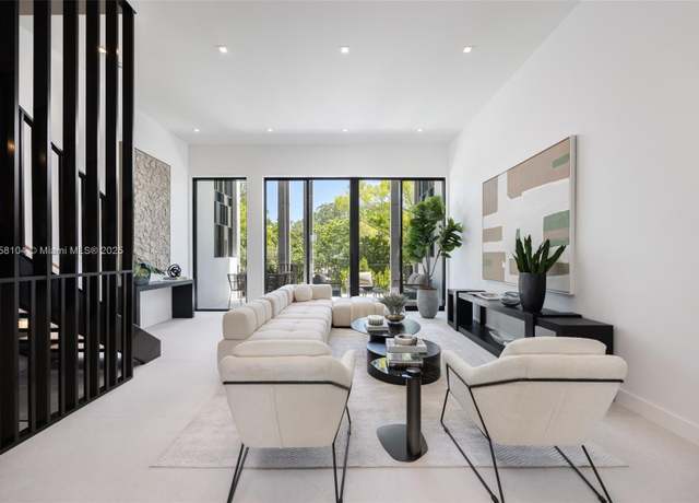 Property at 84 SW 28th Rd #5, Miami, FL 33129, 3 beds, 3.5 baths