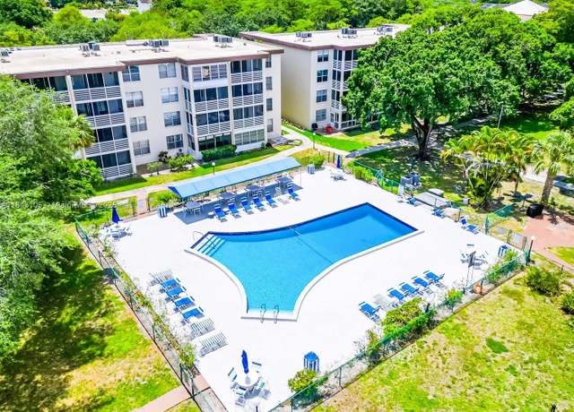 Property at 2600 NW 49th Ave #112, Lauderdale Lakes, FL 33313, 2 beds, 2 baths