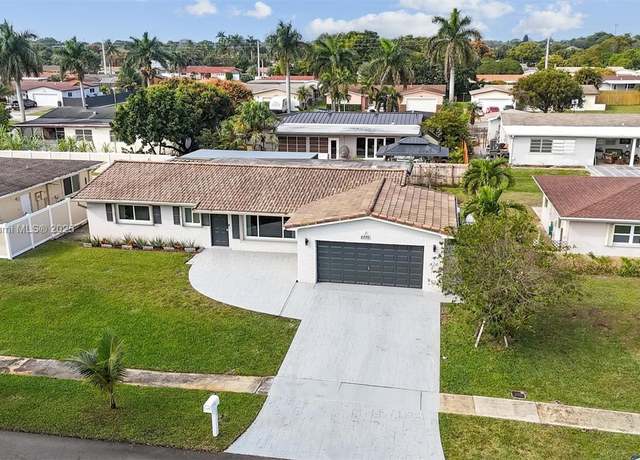 Property at 2070 NW 84th Ter, Pembroke Pines, FL 33024, 3 beds, 2 baths