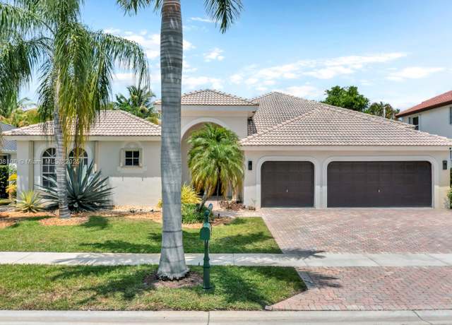 Property at 18621 SW 39th Ct, Miramar, FL 33029, 4 beds, 3.5 baths