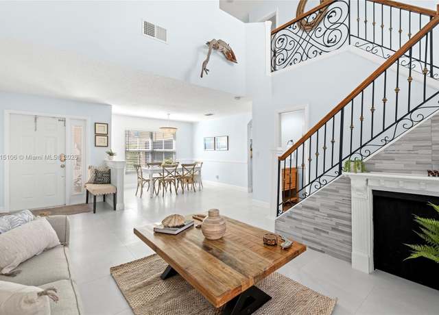 Property at 4735 NW 6th Pl, Coconut Creek, FL 33063, 3 beds, 2.5 baths