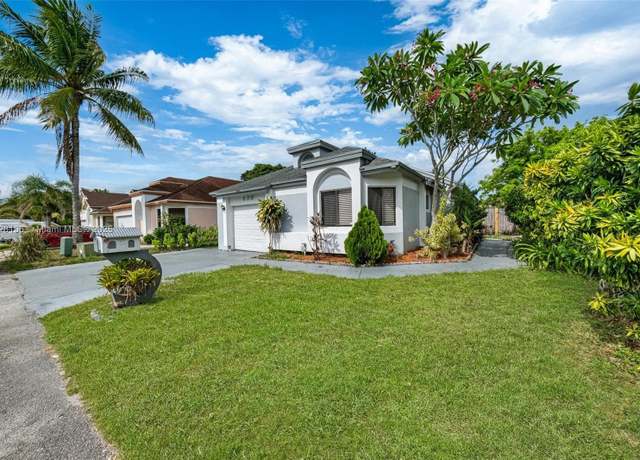 Property at 620 Laurel Way, North Lauderdale, FL 33068, 3 beds, 2 baths