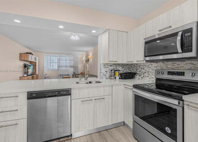 Property at 609 NE 14th Ave #603, Hallandale Beach, FL 33009, 1 bed, 1.5 baths