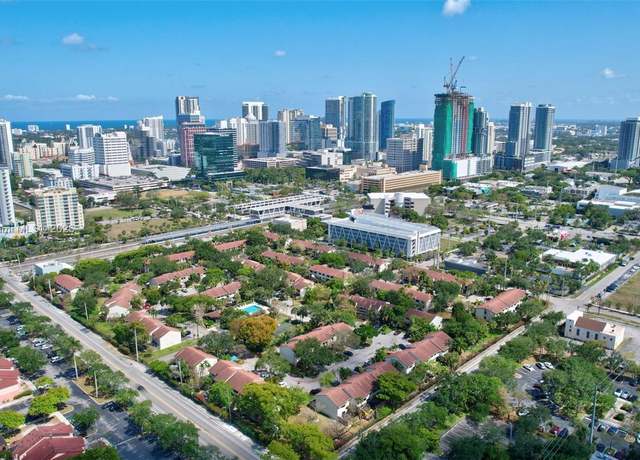 Property at 226 City View Dr, Fort Lauderdale, FL 33311, 2 beds, 1.5 baths