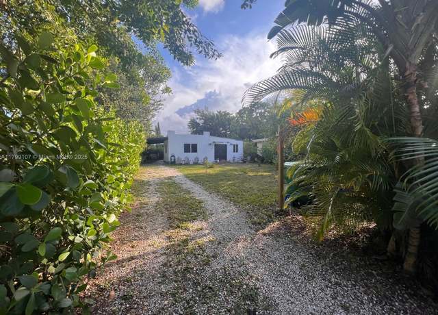 Property at 329 NW 44th St, Miami, FL 33127, 3 beds, 1 bath