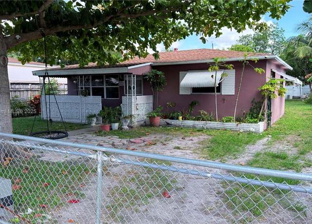 Property at 2215 Coolidge St, Hollywood, FL 33020, 2 beds, 1 bath