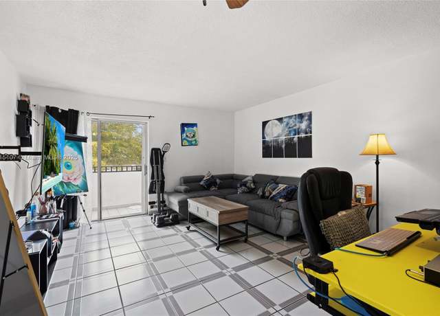 Property at 2498 SW 17th Ave #4311, Miami, FL 33145, 2 beds, 1 bath