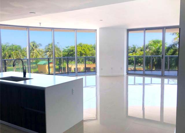 Property at 488 NE 18th St #215, Miami, FL 33132, 3 beds, 4 baths