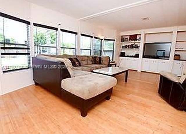 Property at 1278 SW 117th Way, Davie, FL 33325, 3 beds, 2 baths