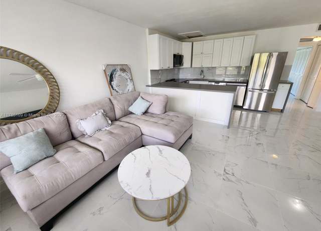 Property at 241 Dorset F #241, Boca Raton, FL 33434, 1 bed, 1.5 baths