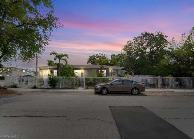 Property at 901 SW 34 Ave, Miami, FL 33135, 7 beds, 9 baths