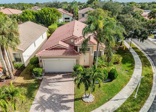 Property at 5305 NW 126th Dr, Coral Springs, FL 33076, 4 beds, 2 baths