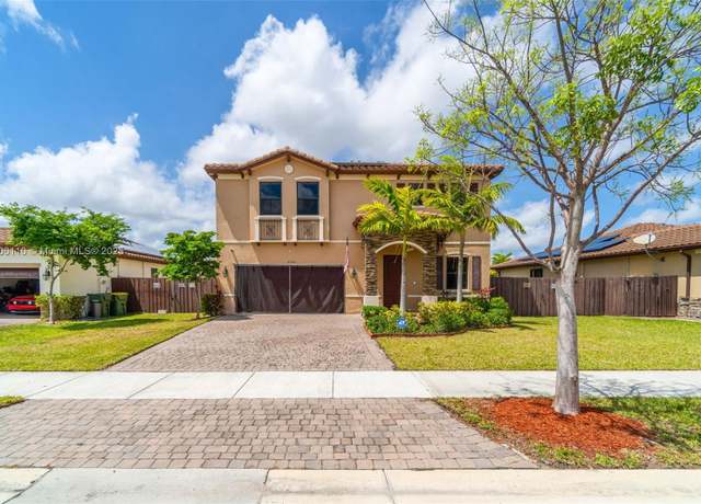 Property at 2553 SE 3rd St, Homestead, FL 33033, 4 beds, 2.5 baths