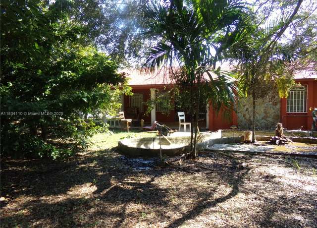 Property at 23501 SW 197th Ave, Homestead, FL 33031, 3 beds, 2 baths