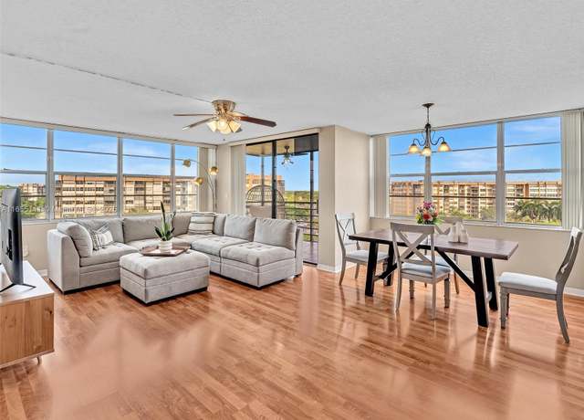 Property at 900 Saint Charles Pl #718, Pembroke Pines, FL 33026, 2 beds, 2 baths