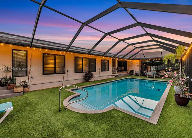 Property at 7801 SW 170th St, Palmetto Bay, FL 33157, 5 beds, 4 baths