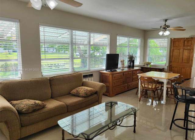 Property at 4804 NW 49th Ct, Tamarac, FL 33319, 2 beds, 2 baths