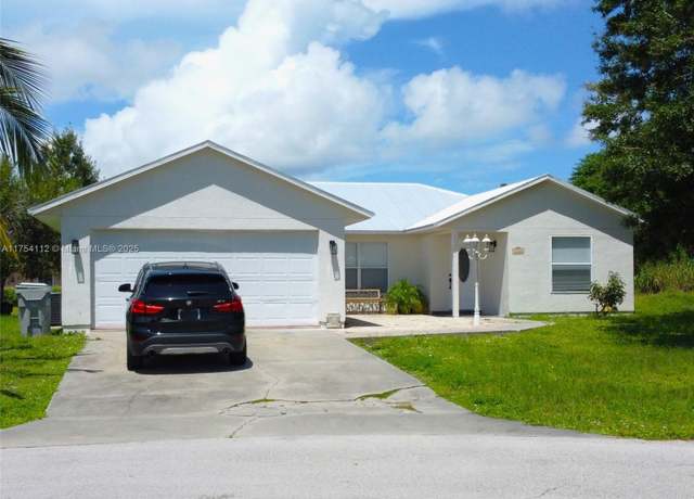 Property at 720 2nd Pl SW, Vero Beach, FL 32962, 3 beds, 2 baths