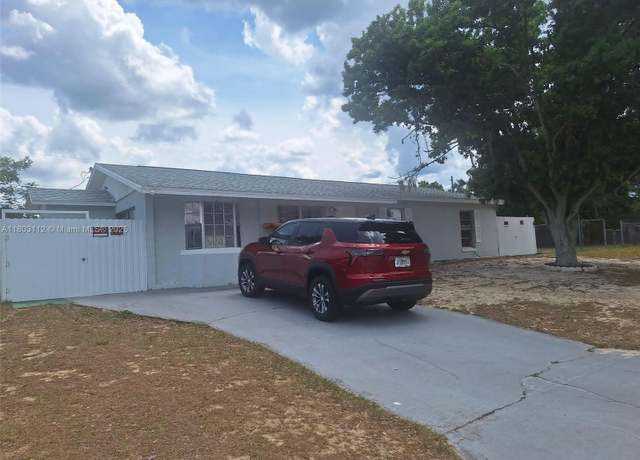Property at 505 W Lacey, Avon Park, FL 33825, 5 beds, 4 baths