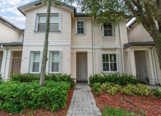 Property at 153 SE 28th Pl #7, Homestead, FL 33033, 2 beds, 2.5 baths