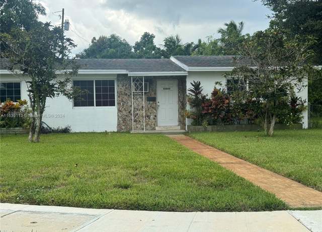 Property at 798 NW 179th St, Miami Gardens, FL 33169, 4 beds, 3 baths