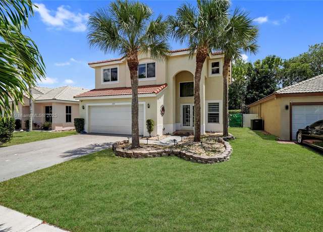 Property at 2093 NW 208th Ter, Pembroke Pines, FL 33029, 3 beds, 2.5 baths