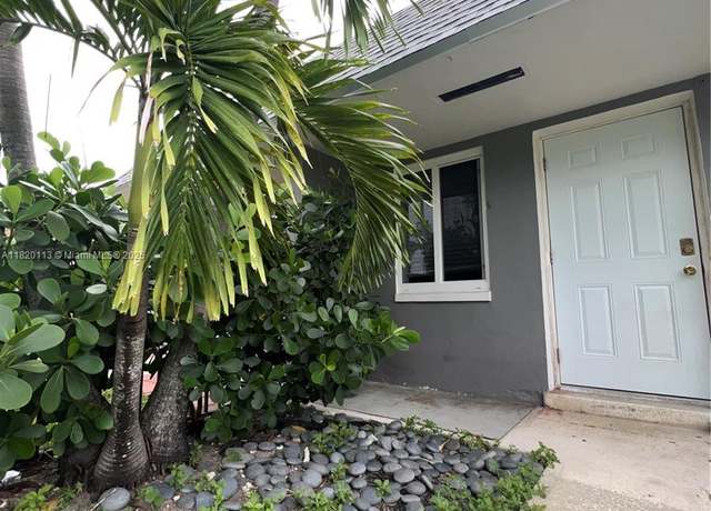 Property at 1410 NW 8th Ave, Fort Lauderdale, FL 33311, 9 beds, 4.5 baths