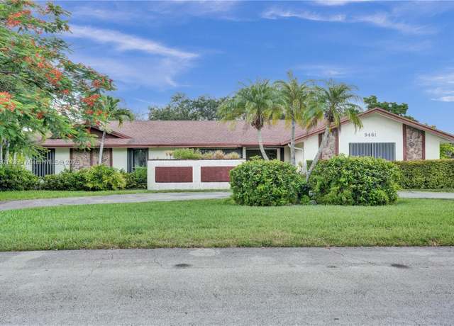 Property at 9461 SW 134th St, Miami, FL 33176, 5 beds, 3 baths