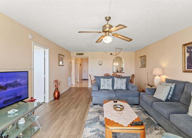Property at 4570 NW 18th Ave #606, Deerfield Beach, FL 33064, 2 beds, 2 baths