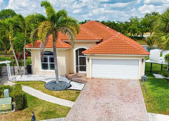 Property at 21775 Philmont Ct, Boca Raton, FL 33428, 4 beds, 2 baths