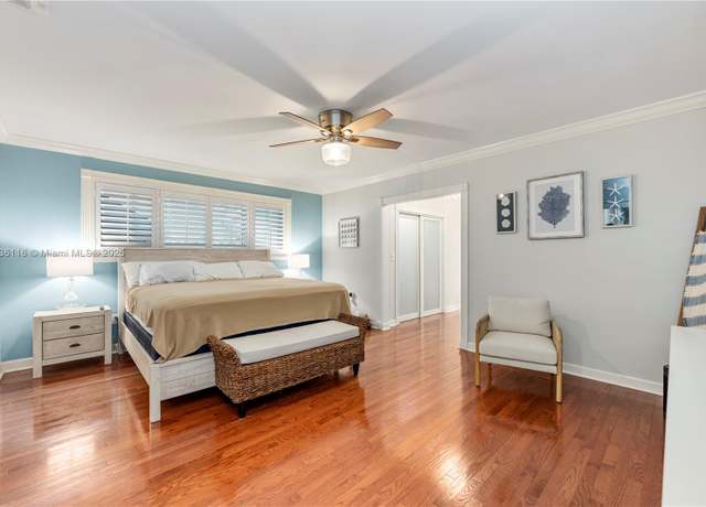 Property at 16141 W Troon Cir, Miami Lakes, FL 33014, 6 beds, 6 baths