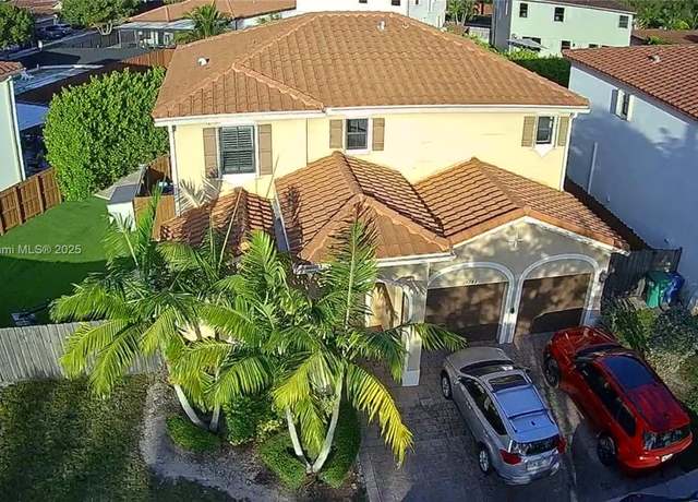 Property at 17343 SW 155th Ct, Miami, FL 33187, 5 beds, 3 baths