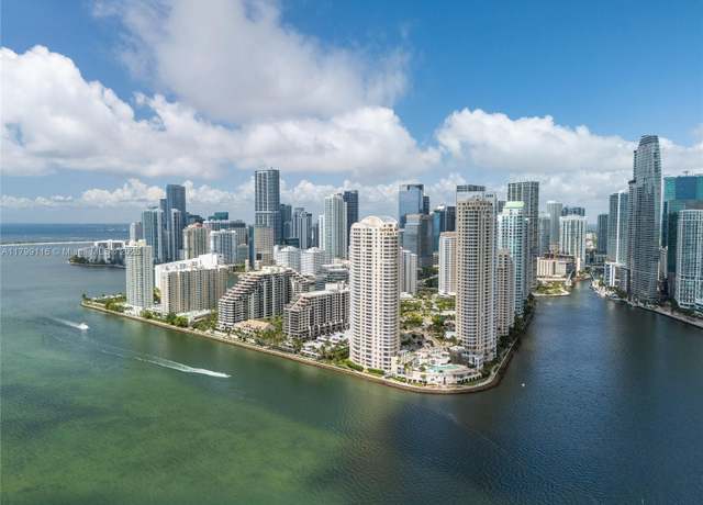 Property at 540 Brickell Key Dr #202, Miami, FL 33131, 1 bed, 1.5 baths