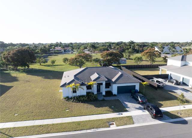 Property at 16802 SW 292nd Ter, Homestead, FL 33030, 4 beds, 3 baths
