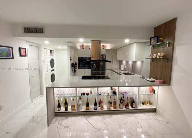 Property at 1301 NE Miami Gardens Dr Unit 501W, Miami, FL 33179, 1 bed, 1 bath