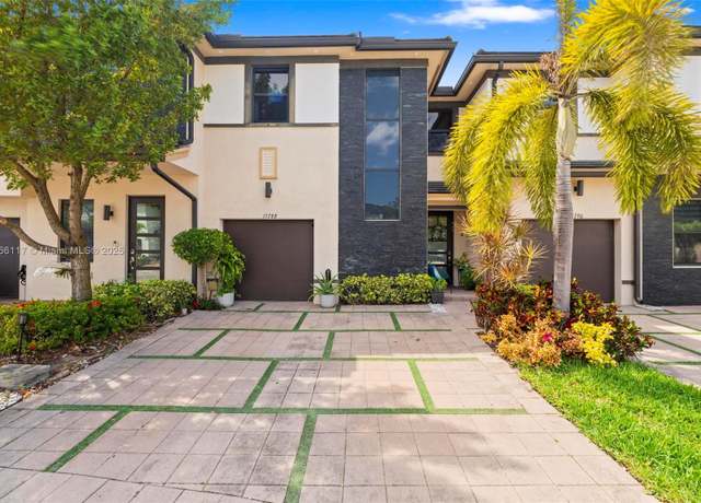 Property at 15788 NW 91st Ct #1, Miami Lakes, FL 33018, 3 beds, 2.5 baths